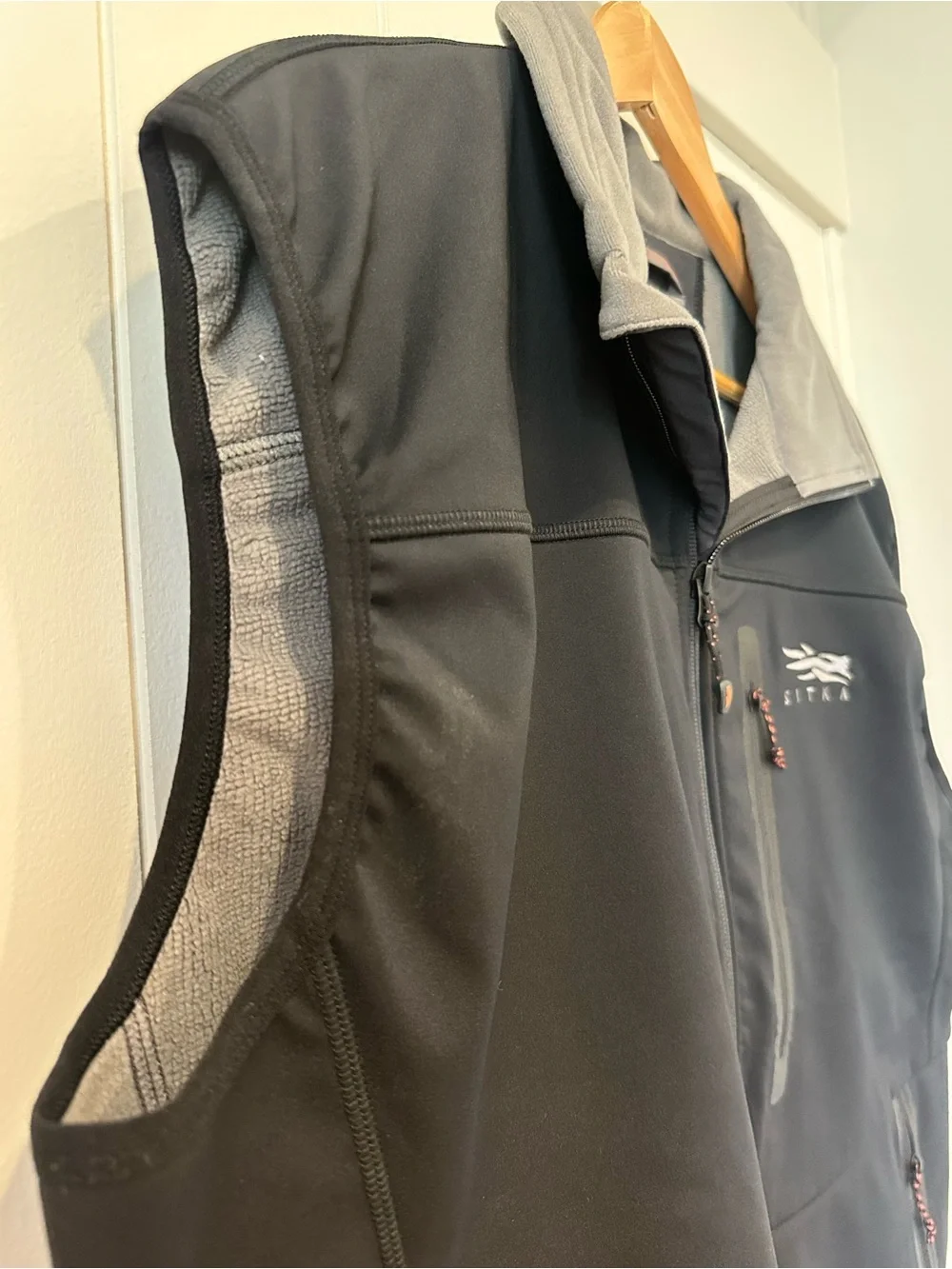 Sitka Jetstream Vest Men’s Large GORE‑TEX Infinium Softshell Black Performance